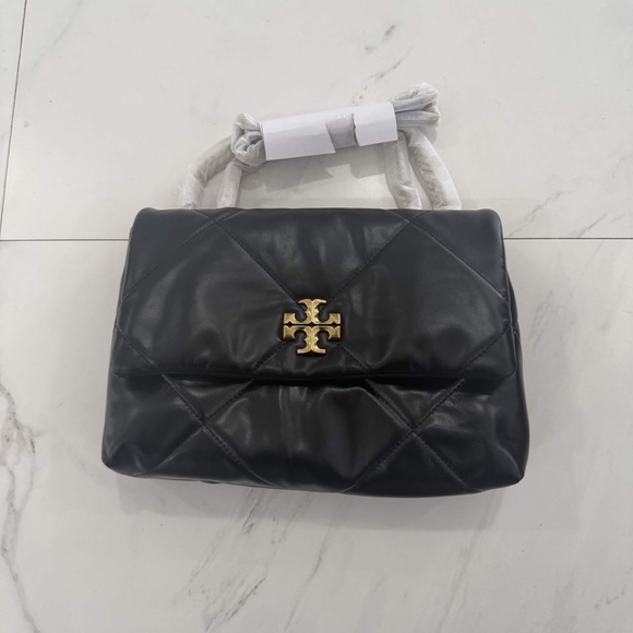 Tory Burch Handbags - Tory Burch Kira Diamond Quilt Large Shoulder Bag MSRP $595